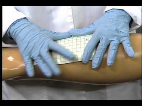 Medicazione sterile in schiuma di poliuretano TEGADERM FOAM cm 8,8 x 8,8 (conf. 10 pz.)