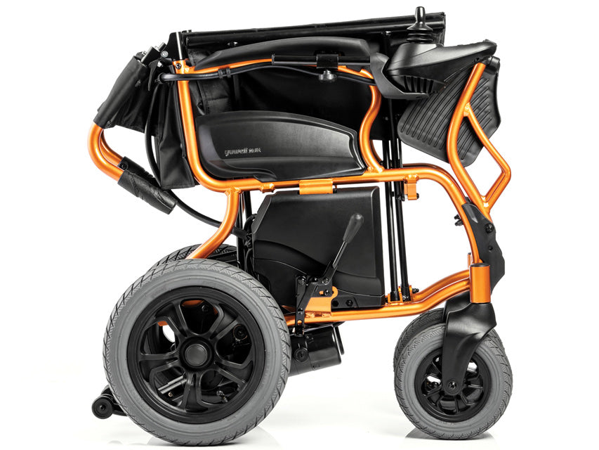 Carrozzina elettrica pieghevole Yuwell D130HL con ruote posteriori 30 cm