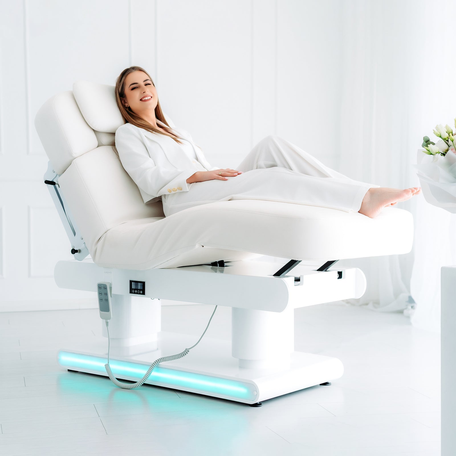 Lettino elettrico ad altezza variabile ETERNA - Larghezza 78 cm - Bianco