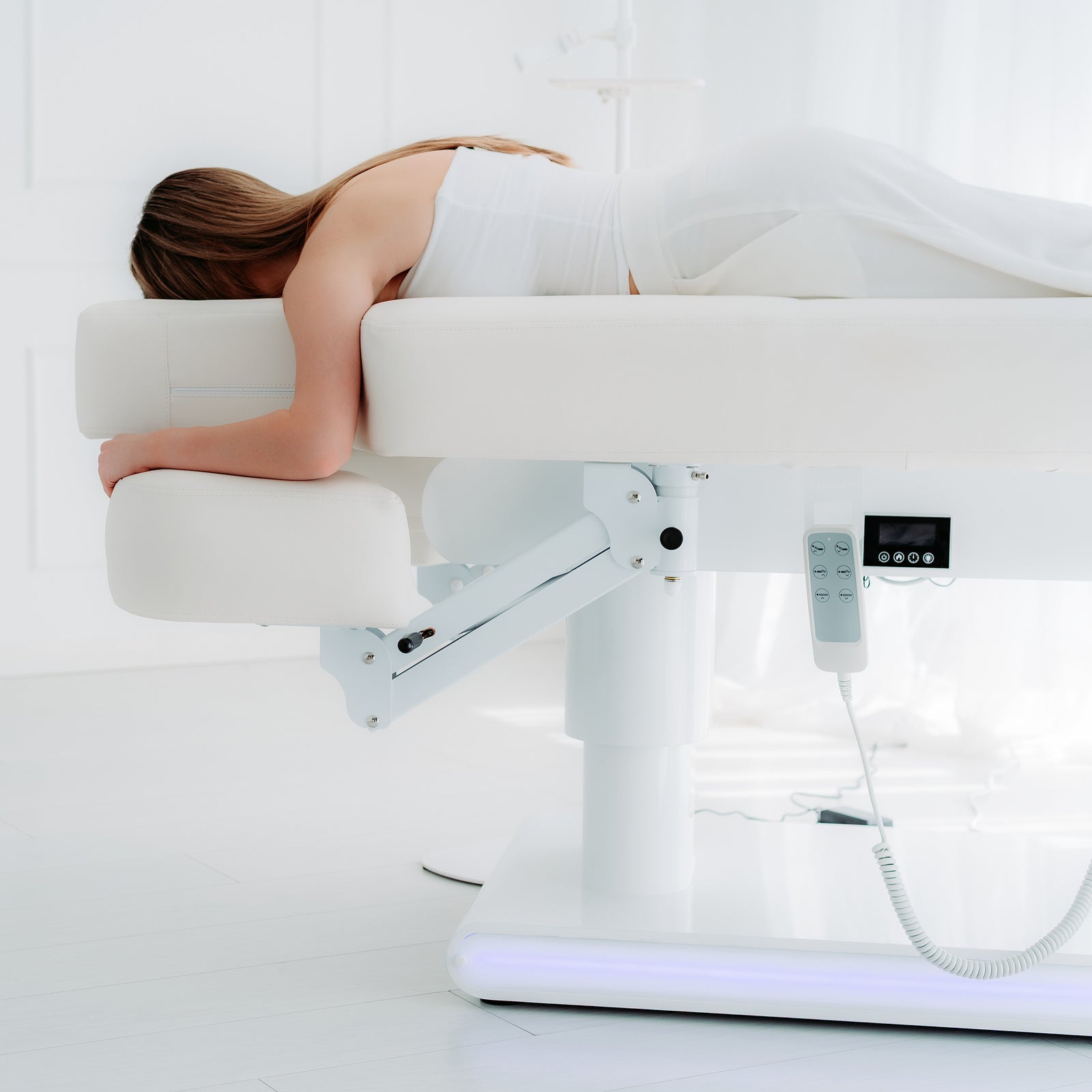 Lettino elettrico ad altezza variabile ETERNA - Larghezza 78 cm - Bianco