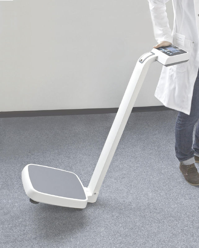 Bilancia digitale a colonna KERN MPE 250K100HM + Altimetro