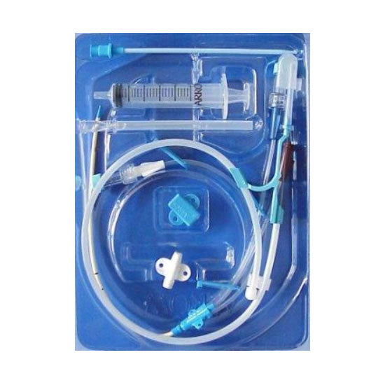 Set con catetere venoso centrale tre lumi FR 8,5 - 20 cm