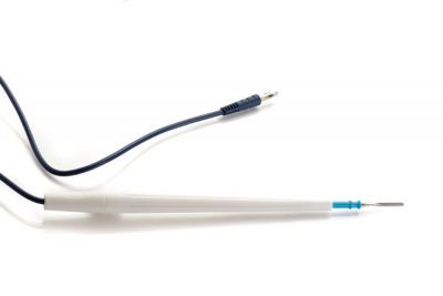 Manipolo monouso per elettrobisturi F4390 a LAMA per pedale e cavo 3,2 mt - Universale